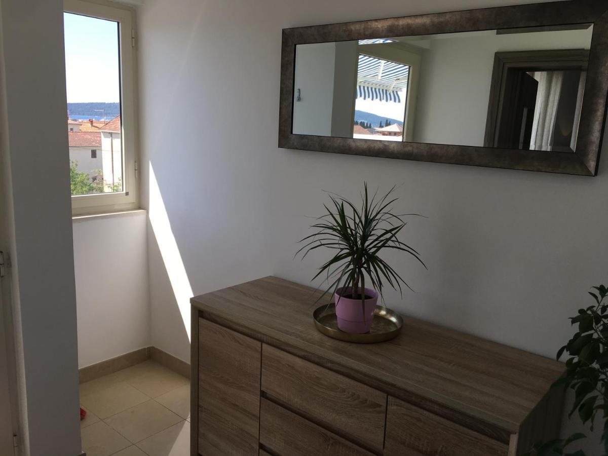 Kairos Apartment โตรกีร์ ภายนอก รูปภาพ